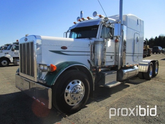 2004 Peterbilt 379 T/A Road Tractor,