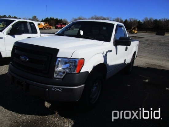 2013 Ford F150 XL 4X4 Pickup,