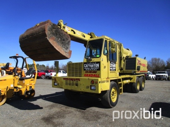 Gradall XL4100 T/A Rubber Tire Excavator,