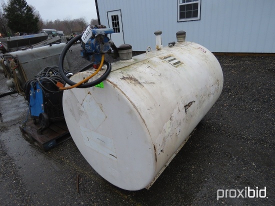 550 Gal. Fuel Tank & Pump