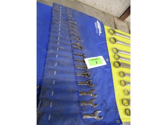 Carlyle 19 Pc. 12 Pt. Full Polish Combination