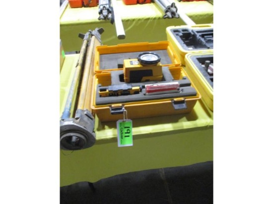 Spectra Physics Laserplane 100 w/Case & Stand