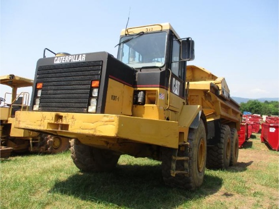 2001 Cat D400E II Ejector Articulated Dump