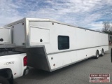 2000 Wild Side C-Tech Single Car Garage with Lounge Gooseneck Trailer