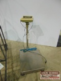 Uline platform scales