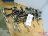 Grouping of machine handles