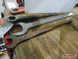 Wrench lot three large end wrench's