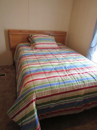 Full size bed