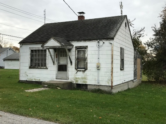 103 Center Street, Hamilton, IN 46742