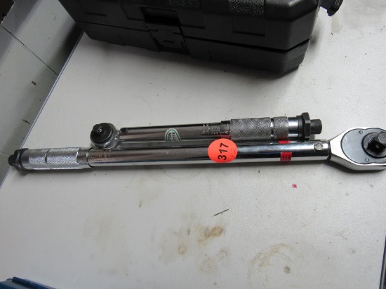 2 Torque wrenches