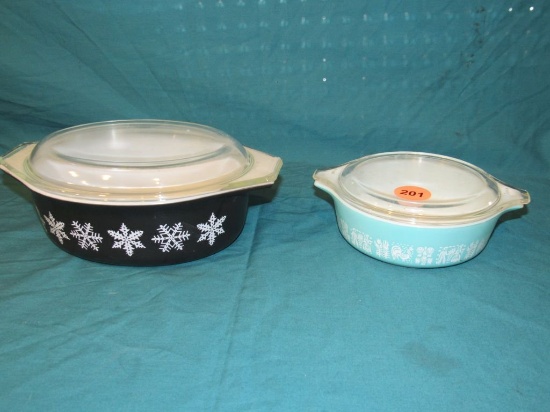2 Pyrex Casserole Dishes