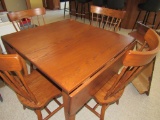 Dining Room Table/Chairs