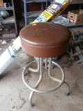 Stool & More