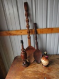 Wooden spoons & lamps