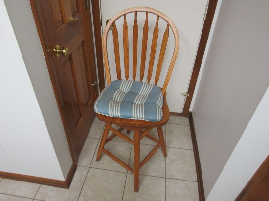 2 Counter Chairs
