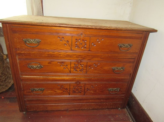 3 drawer chest of drawers