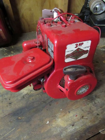 3 hp Briggs repainted motor