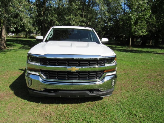 2016 Chevy  Silverado 1500 4 x 4