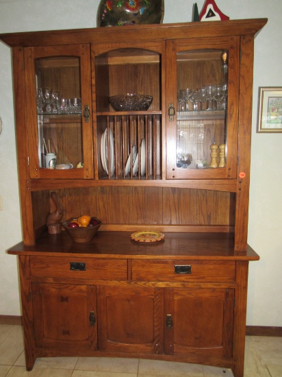 Mission style cabinet