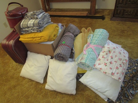 Bedding & Suitcases