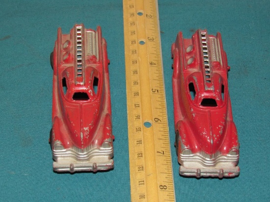 Metal toy fire trucks