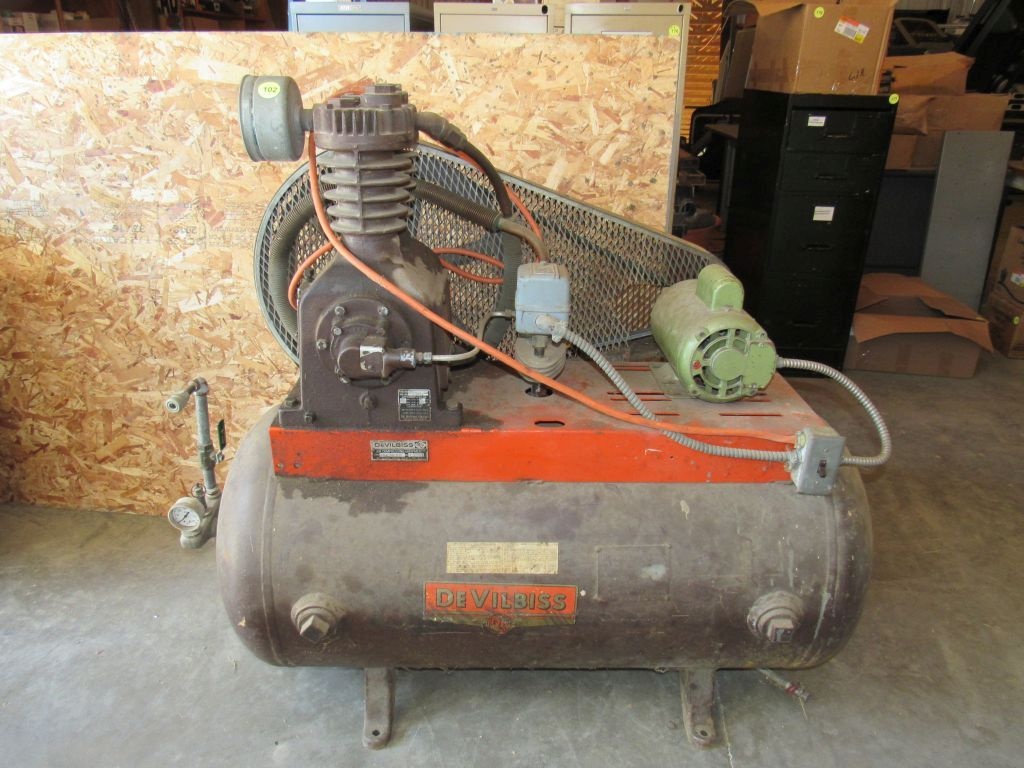 Devilbiss air compressor | Heavy Construction Equipment Light Equipment &  Support Air Compressors | Online Auctions | Proxibid