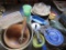 Assorted kitchen items