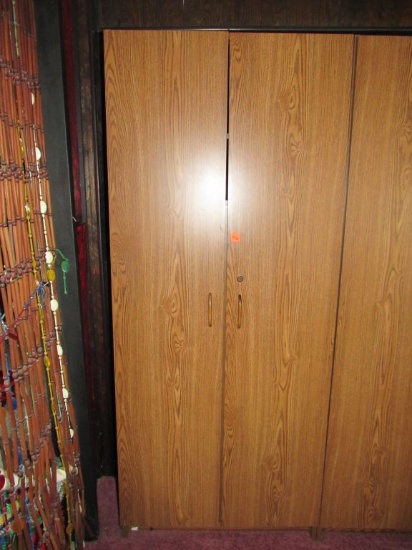 Storage cabinet