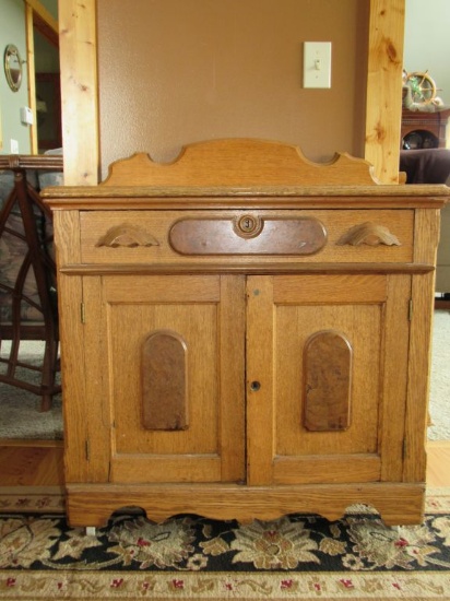 Vintage cabinet