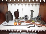 Assorted vintage items