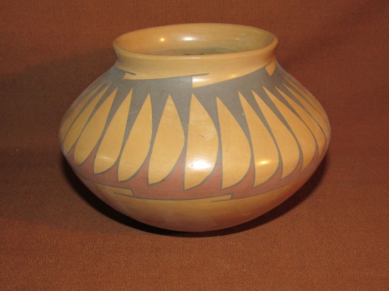 Clay pot