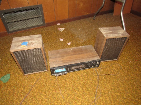 8 track player/radio