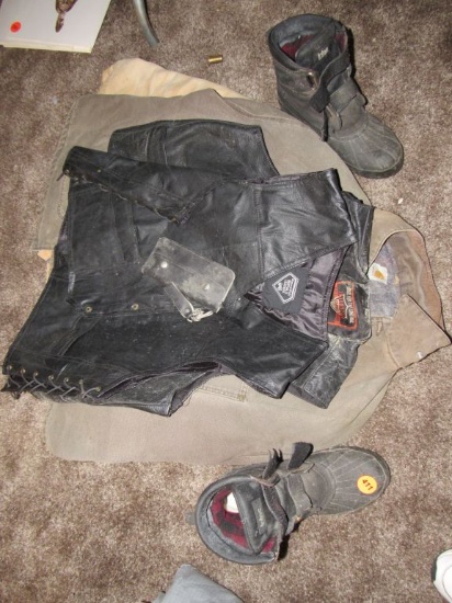 Carhartt's/riding vests