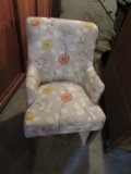 Accent chair