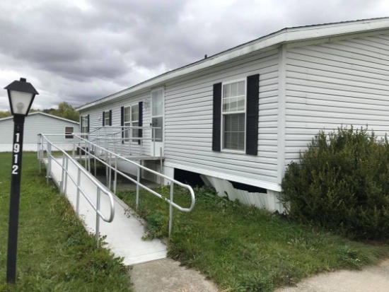 Modular Home in Maple Grove Mobile Home Park (Kendallville, IN)