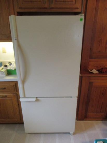 Refrigerator freezer