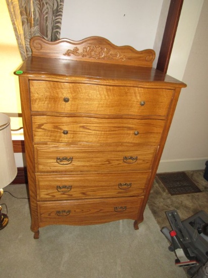 Chest of drawers