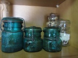 Small jars with bails