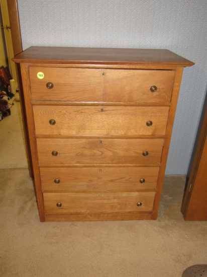 Vintage dresser