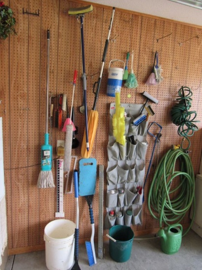 Contents of wall