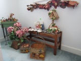 Small bench and decorative items