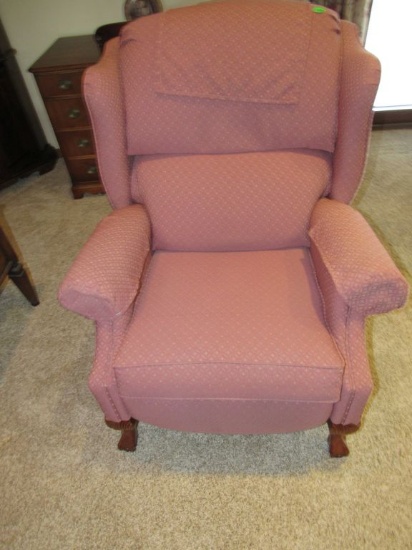 Sitting chair that reclines