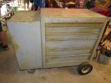 Metal tool chest