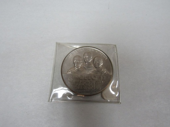Apollo 11 medallion