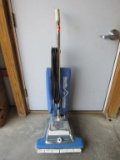 Commercial upright sweeper