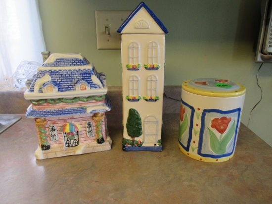 Decorative cookie jar lot