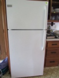 Frigidaire refrigerator freezer