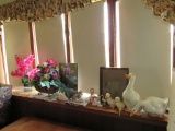 Artificial flowers and ducks