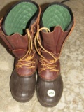 Schnee's boots