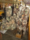 Cabela's hunting vest/ jacket